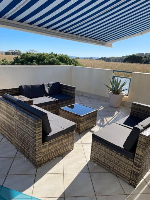 דירות לה לבאנדו Domaine D'Azur - Renovated 1Br With Terrace Pool & Garage מראה חיצוני תמונה